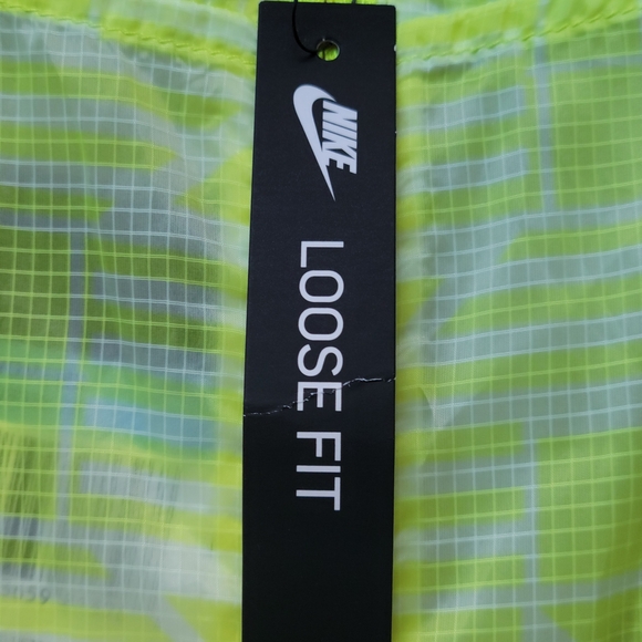 Nike Yellow Hooded Jacket - Picture 4 of 6